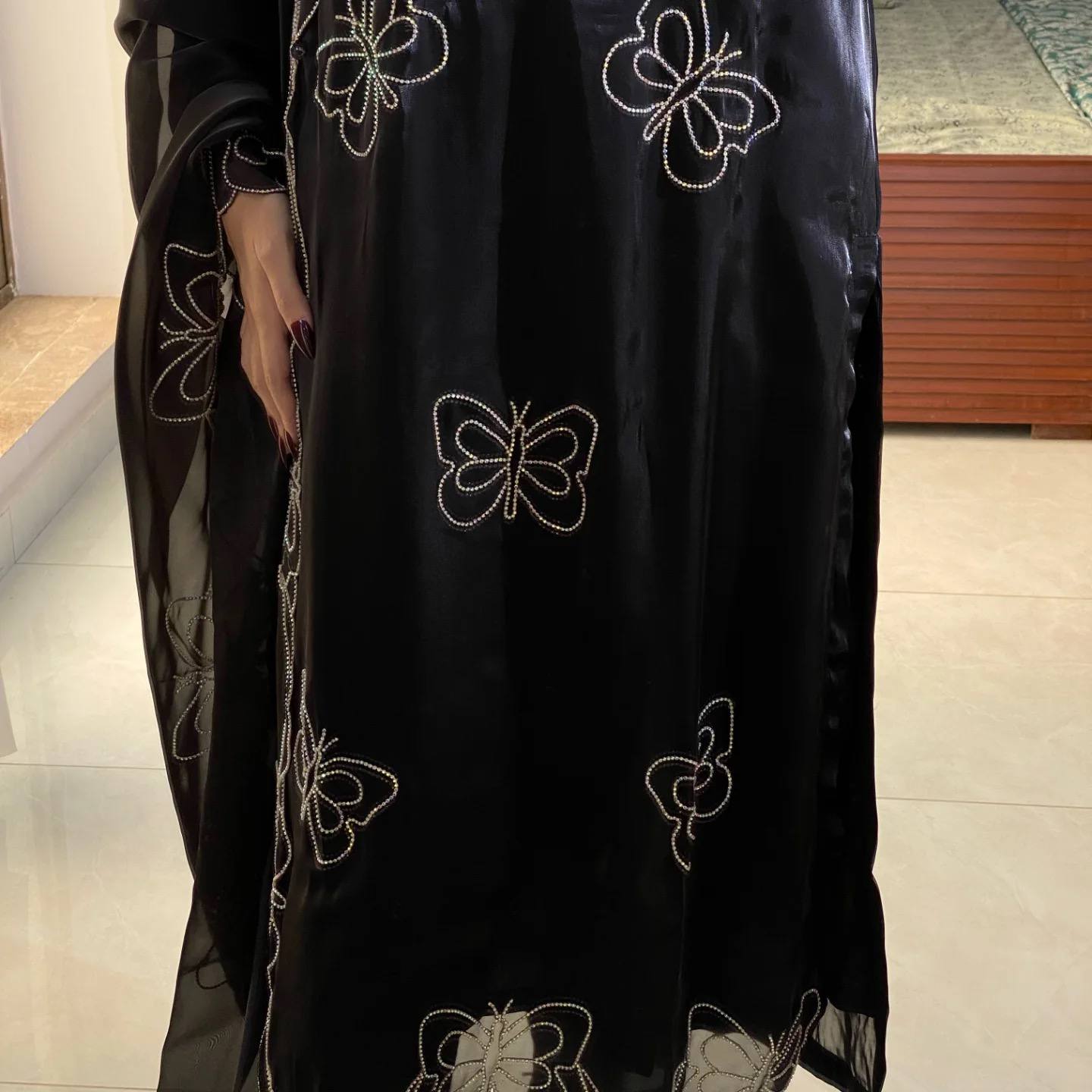 *NEW ĐĚSIGNER PARTY WEAR TOP AND PANT &nbsp;. WITH FANCY DUPPATA AND EMBROIDERY WORK*