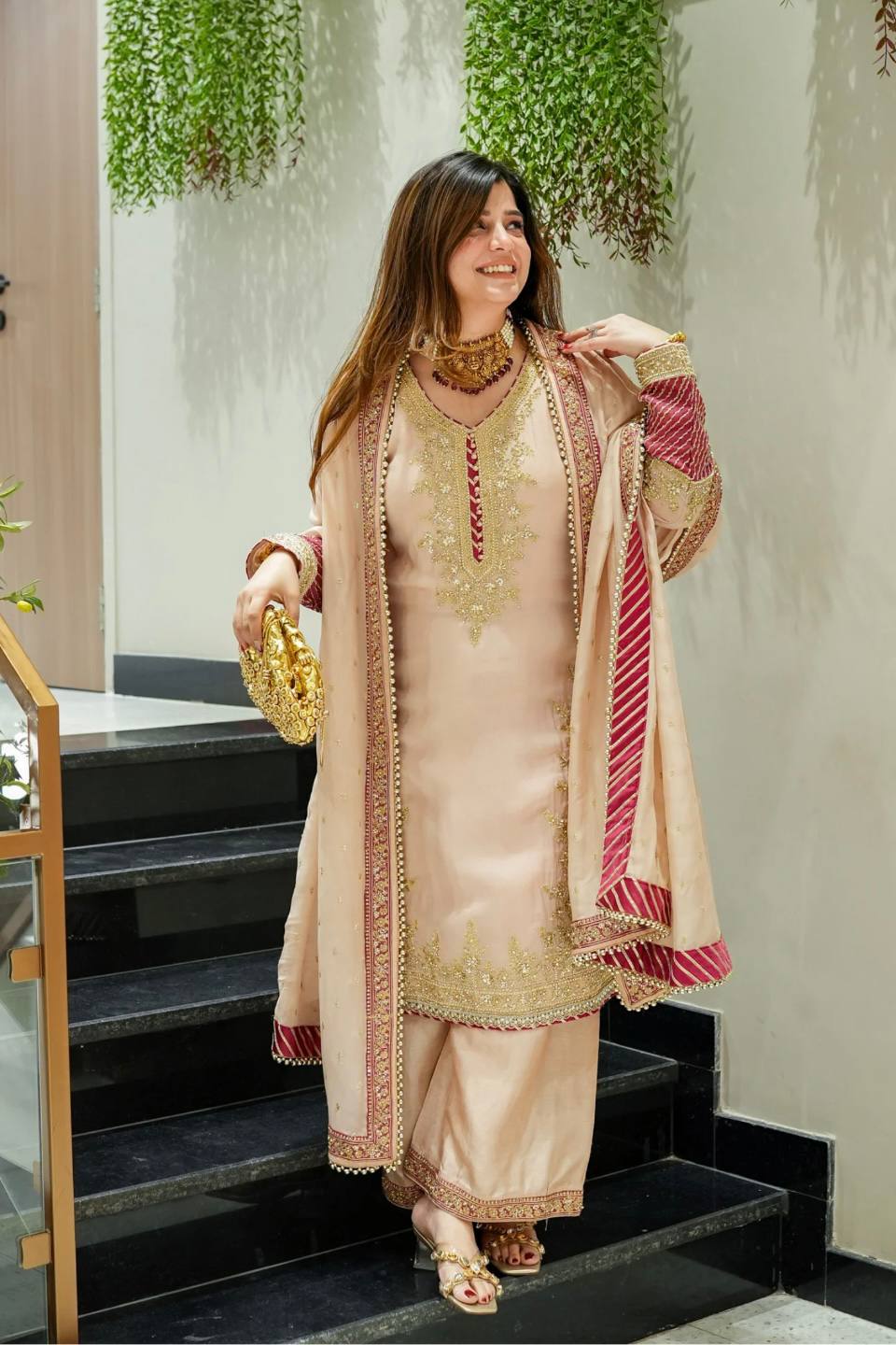 *VLM NEW ĐĚSIGNER PARTY WEAR &nbsp;TOP AND BOTAM . WITH FANCY DUPPATA AND EMBROIDERY WORK*