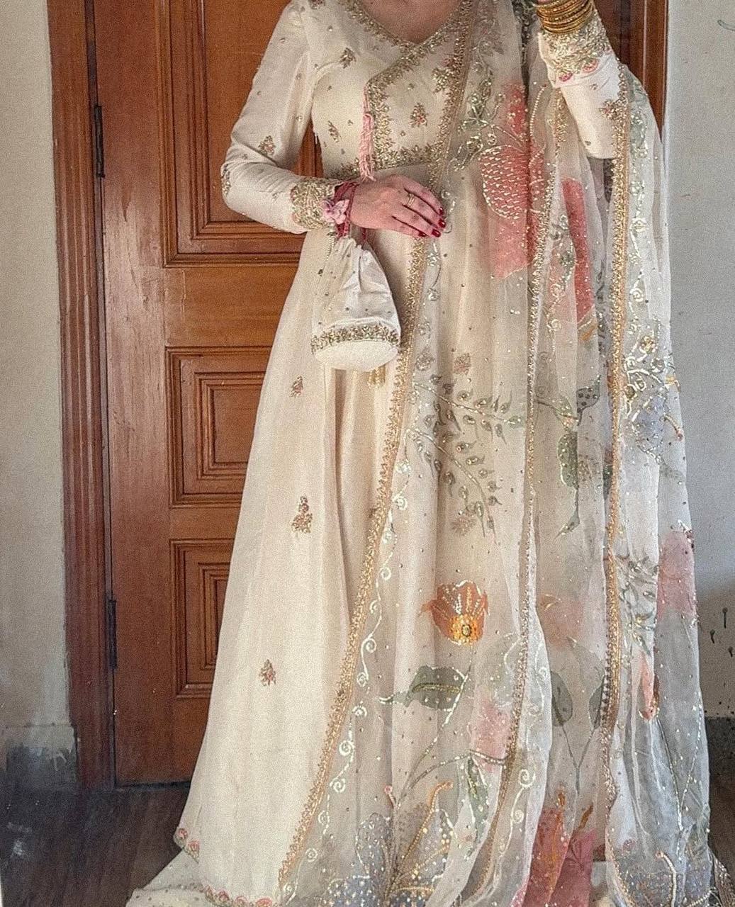 _EXCLUSIVE AND DESIGNER SEQUENCE EMBROIDERED 3 PIECE GOWN PAIR ✨_