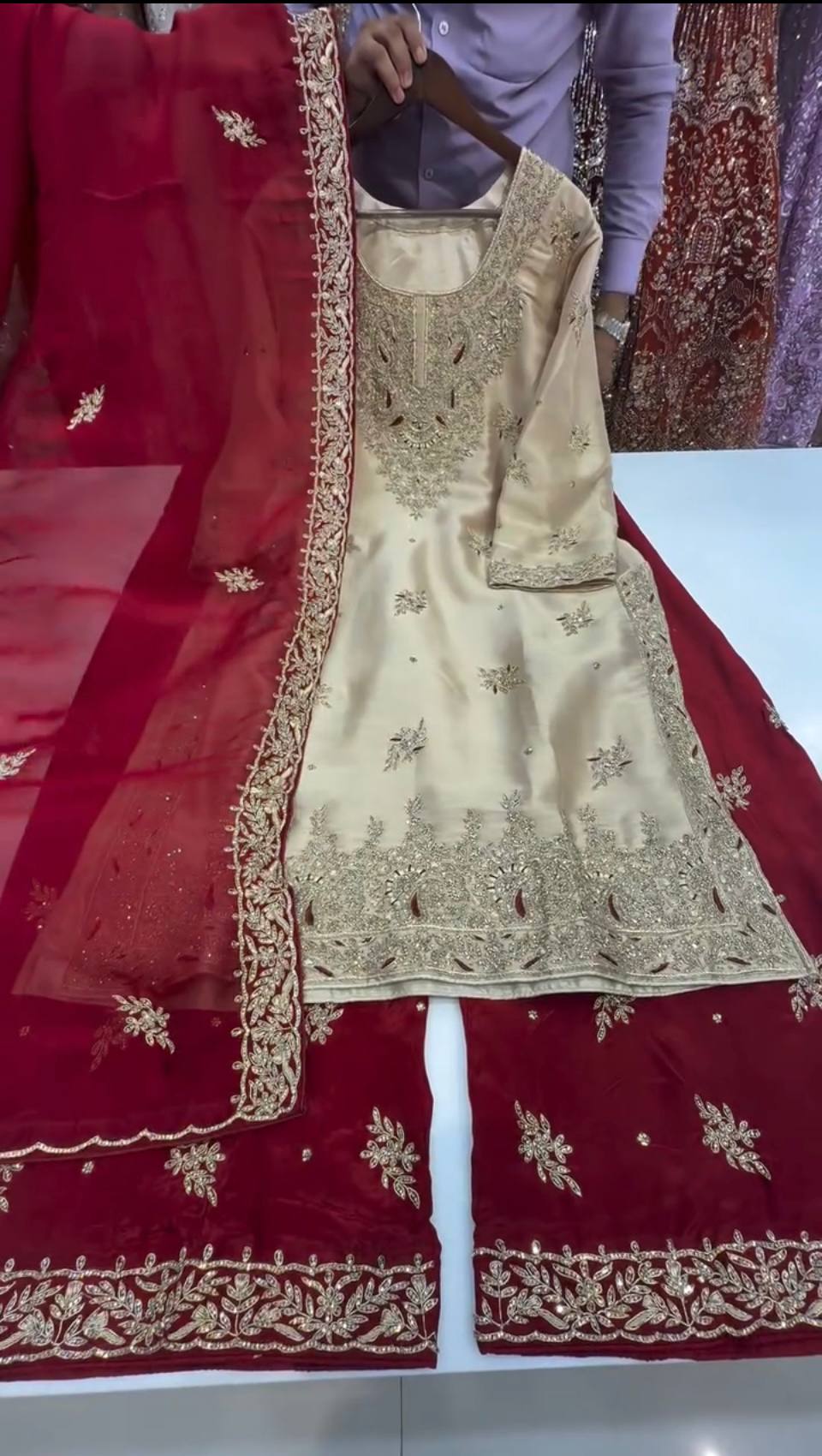 ✅*NEW ĐĚSIGNER PARTY WEAR TOP AND PLAZZO. WITH FANCY DUPPATA AND EMBROIDERY WORK*✅