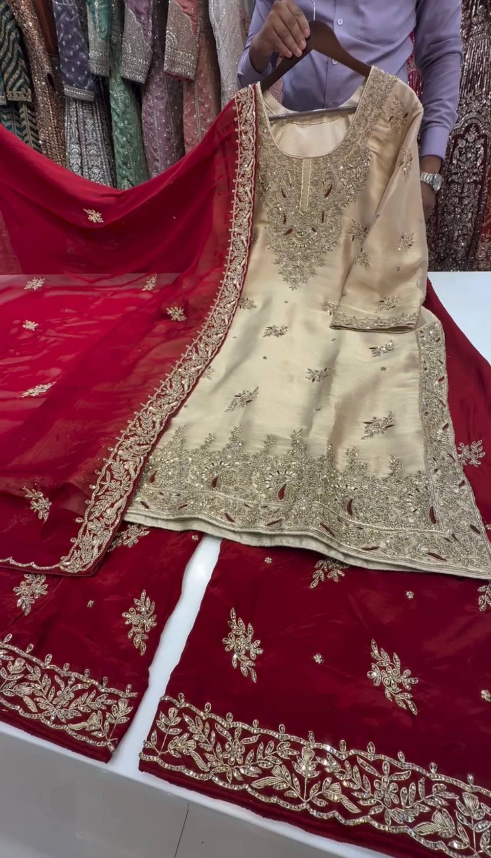 ✅*NEW ĐĚSIGNER PARTY WEAR TOP AND PLAZZO. WITH FANCY DUPPATA AND EMBROIDERY WORK*✅