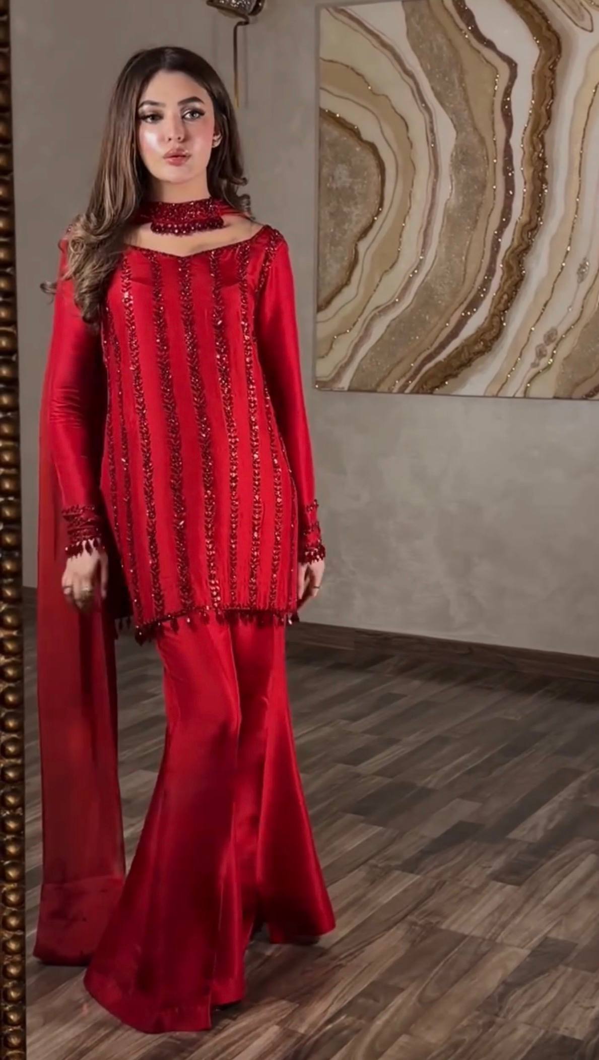 *HERE NEW LAUNCHING 3 PIECES KURTI, PLAZZO &amp; DUPATTA WITH ORIGINAL BEADS CUT DANA WORK